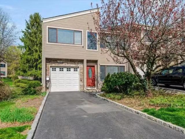 House for rent in Long Island City