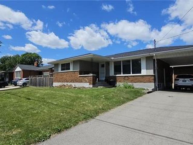 House for rent in Ancaster, Ontario