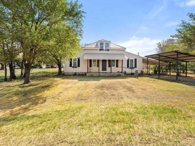 House for sale in Groom, Carson County