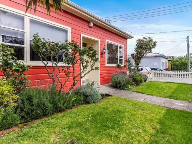 House for rent in Matata, Wellington