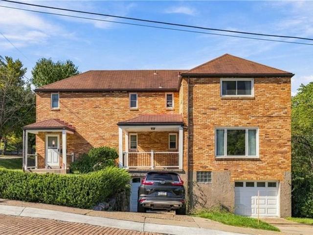 House for sale in Pittsburgh, Allegheny County