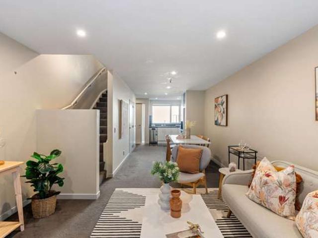 Townhouse for sale in Matata, Wellington