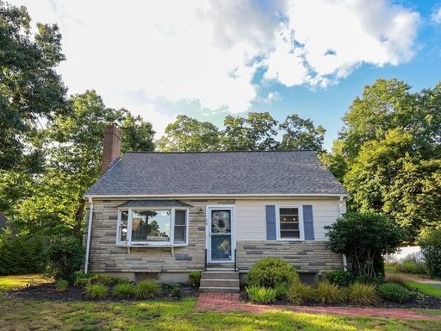 House for sale in Millis, Massachusetts