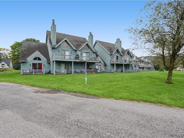 Townhouse for sale in Ellicottville, New York