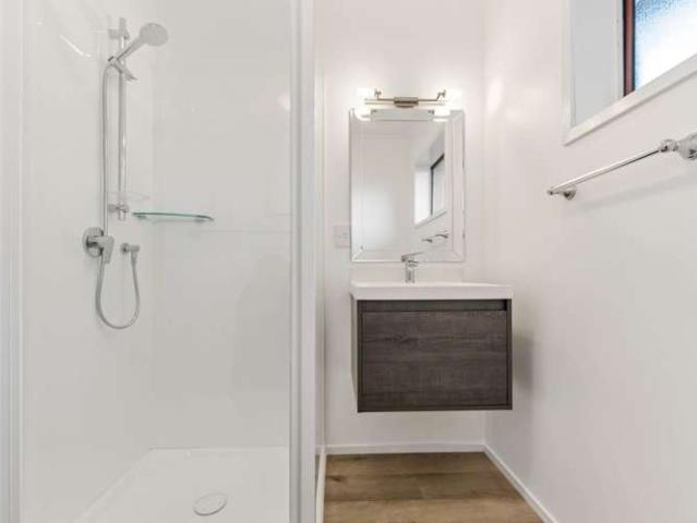 Apartment for rent in Whangaparaoa, Oroua County