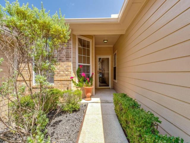 Townhouse for sale in Plano, Texas
