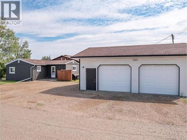 House for sale in Dawson Creek, British Columbia