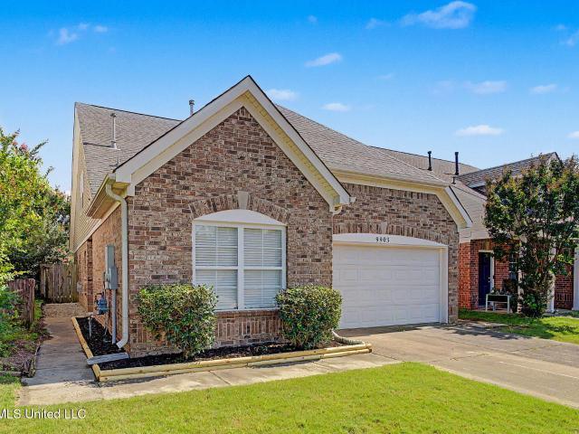House for sale in Nesbit, Mississippi