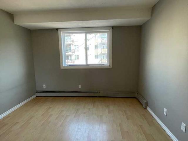 Apartment for rent in Wedgewood, Alberta