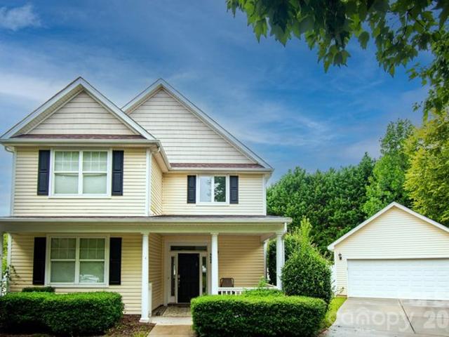 House for sale in Mecklenburg, North Carolina