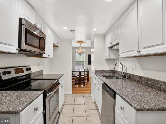 Townhouse for sale in Montgomery Village, Maryland