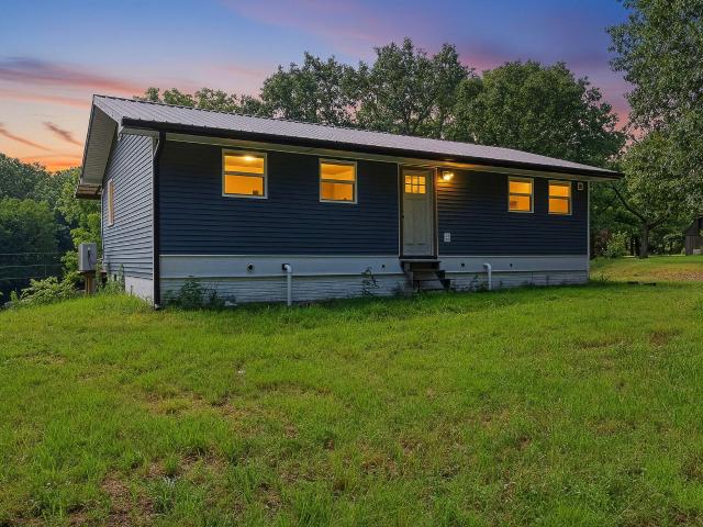 House for sale in Barry, Missouri