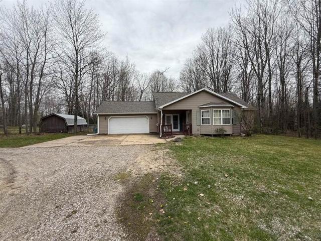 House for sale in Houghton Lake House for sale in Houghton Lake