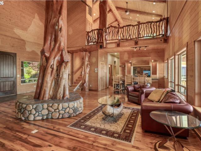 House for sale in Brookings, Curry County