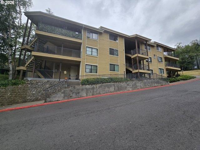 Condo for sale in Oregonia