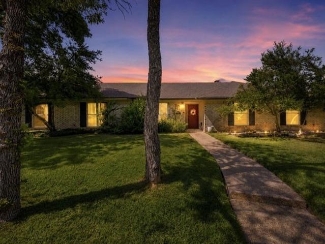 House for sale in Woodway, Texas