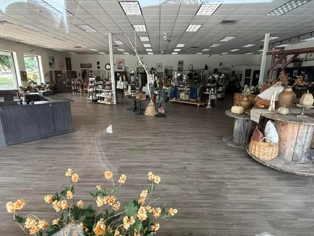 Commercial for sale in Onalaska, Wisconsin