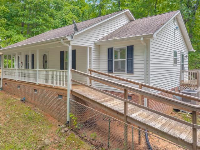 House for sale in Pickens, South Carolina