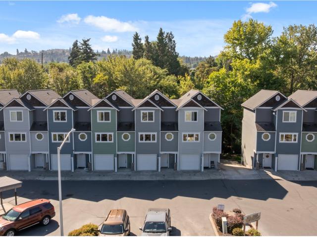 Condo for sale in Oregonia