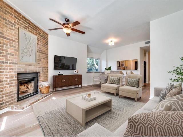 Condo for sale in Dallas, Texas