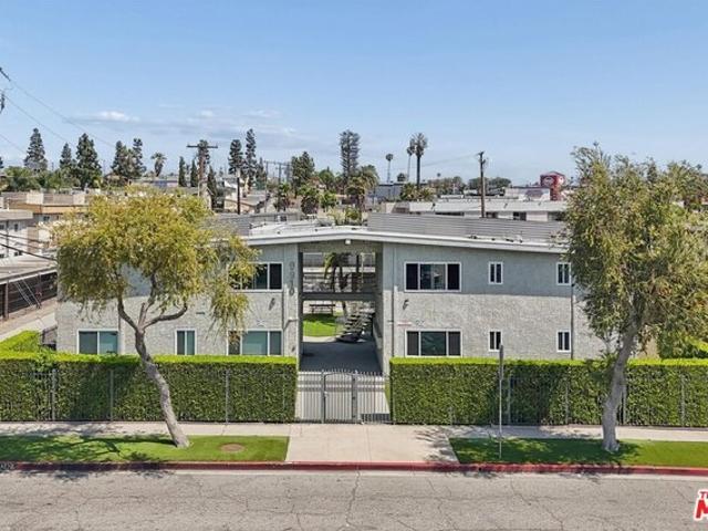 House for sale in Inglewood, California