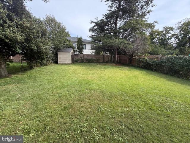 House for sale in Georgetown Village, Bethesda