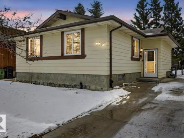 House for sale in Wedgewood, Alberta