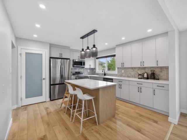 House for sale in Wedgewood, Alberta