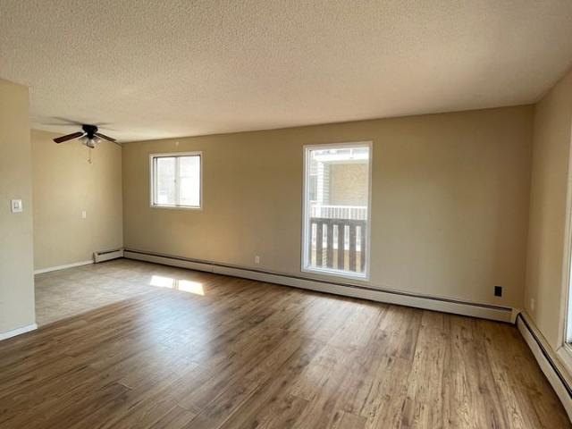 Apartment for rent in Wedgewood, Alberta