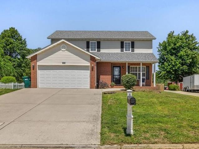House for sale in Lebanon, Illinois