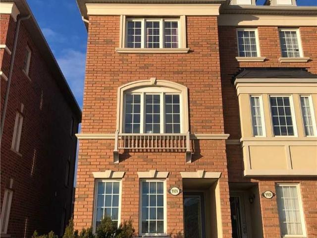 Townhouse for rent in Woburn, Ontario