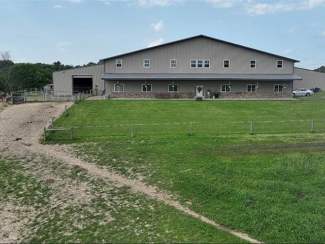 House for sale in Uhrichsville, Ohio
