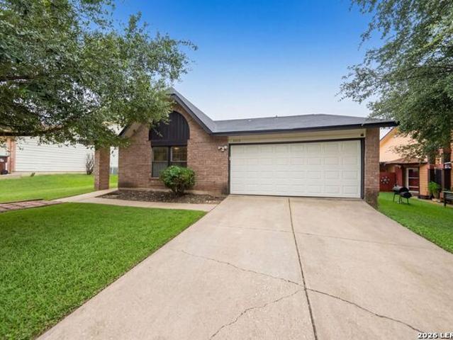 House for sale in Live Oak, Texas