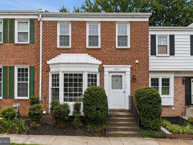 Townhouse for sale in Virginia
