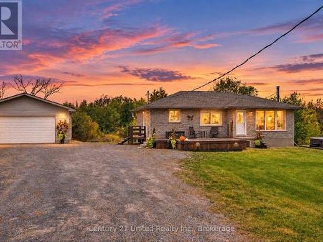 House for sale in Douro-Dummer, Central Ontario