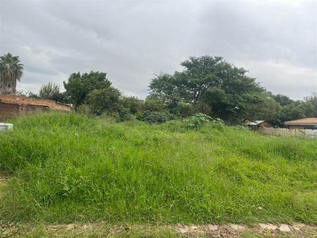Land for sale in Waterkloof, Gauteng