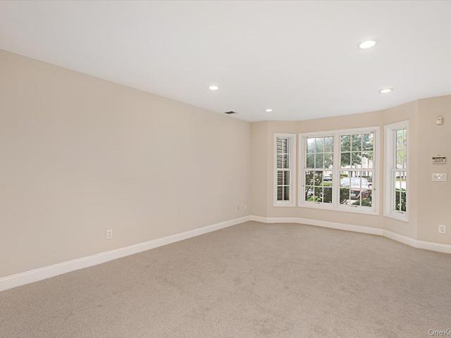 Condo for sale in The Greens at Half Hollow, Town of Huntington