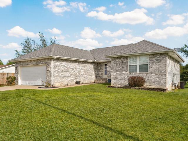 House for sale in Nixa, Missouri