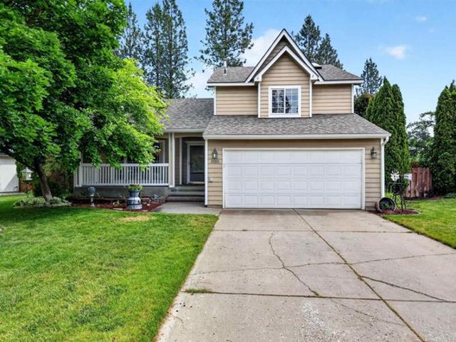 House for sale in Nine Mile Falls, Washington