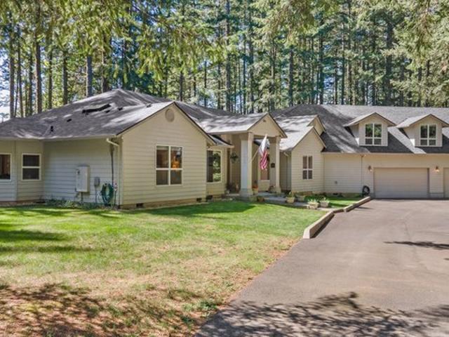 House for sale in Oregonia