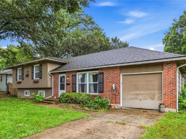 House for sale in Indian Heights, Kansas City