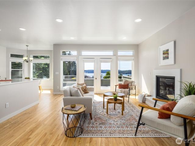 House for sale in La Conner, Washington
