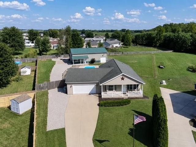 House for sale in Lebanon, Illinois