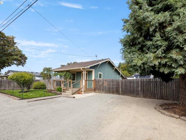 House for sale in Happy Valley, Clackamas County