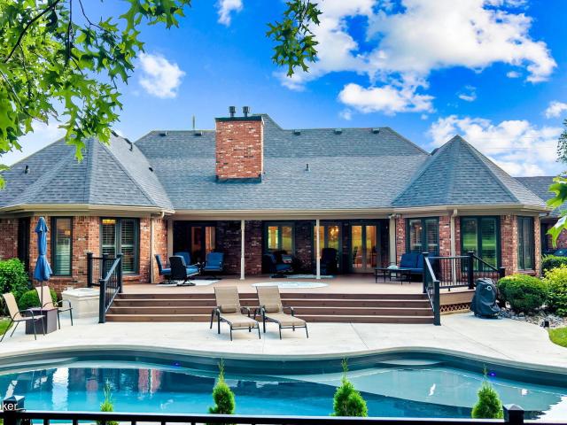 House for sale in Simpsonville, Kentucky