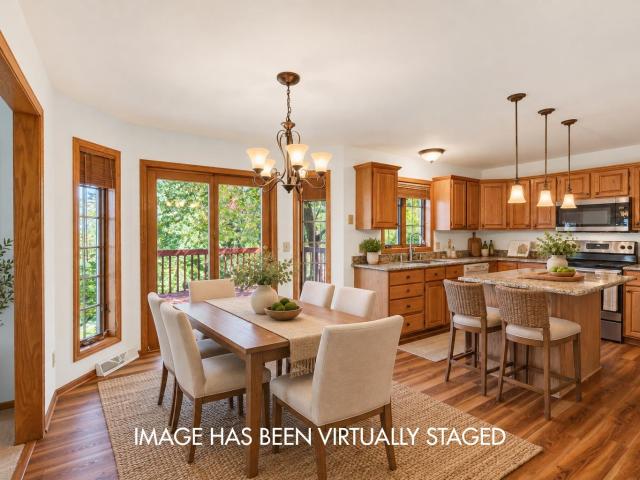 House for sale in Oregon, Dane County