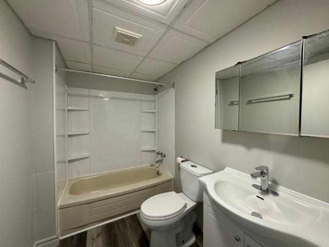Apartment for rent in Abitibi-témiscamingue, Quebec