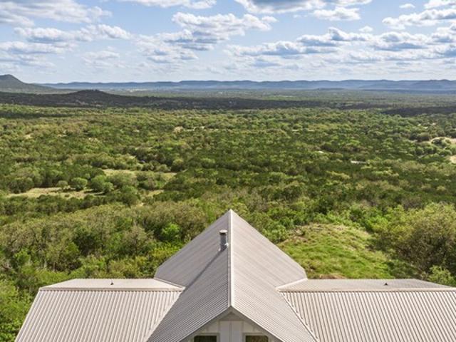 Farm for sale in Utopia, Texas