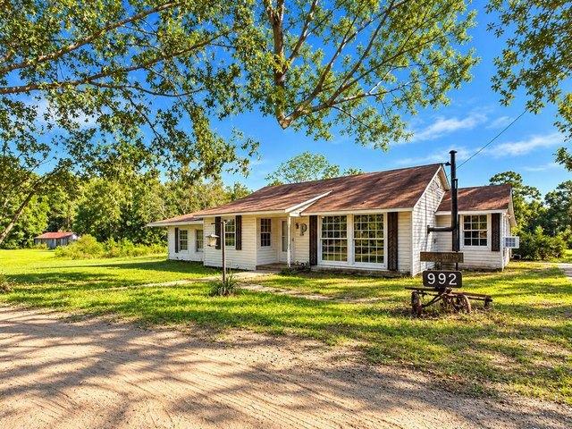 House for sale in Huntington, Angelina County