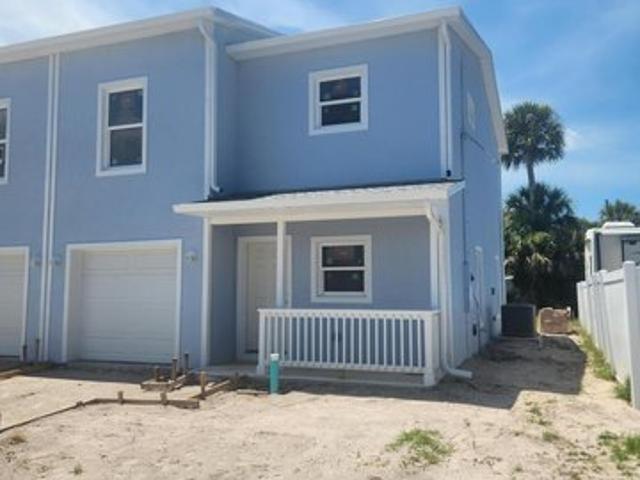 Townhouse for sale in Melbourne, Florida